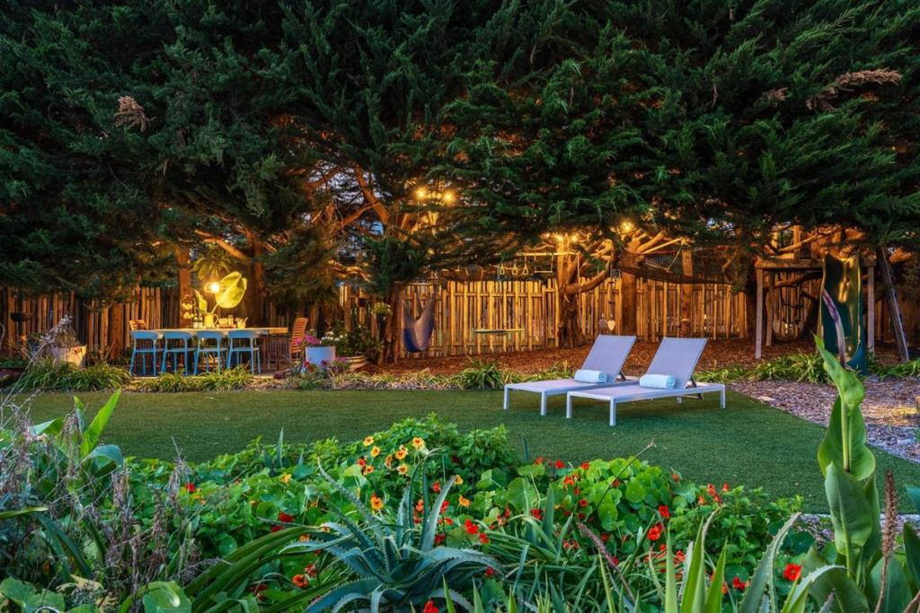 26140 Mesa Drive