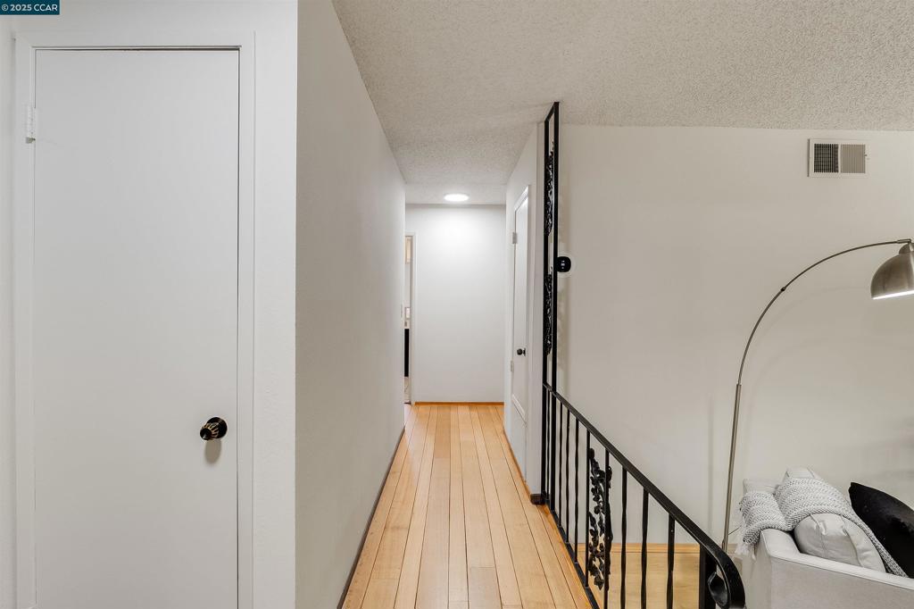 CARRIAGE SQUARE - Residential