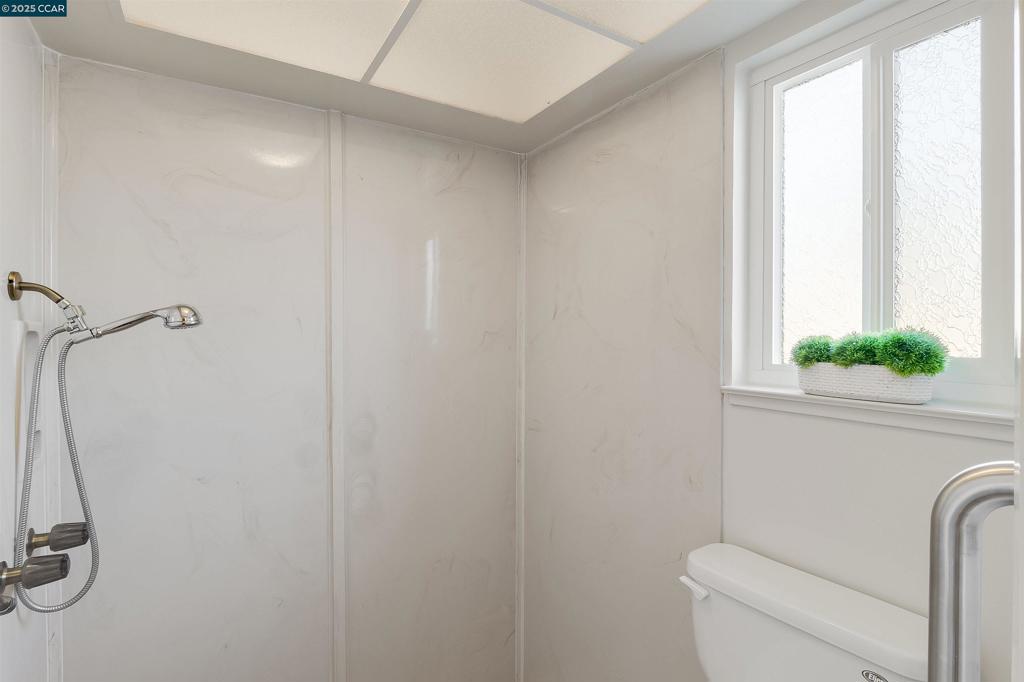 CARRIAGE SQUARE - Residential