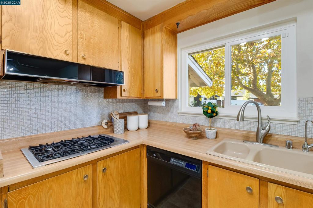 CARRIAGE SQUARE - Residential