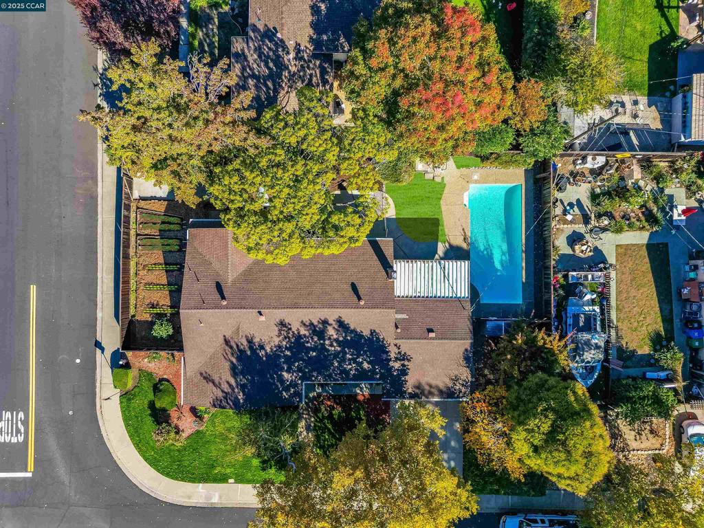 CARRIAGE SQUARE - Residential