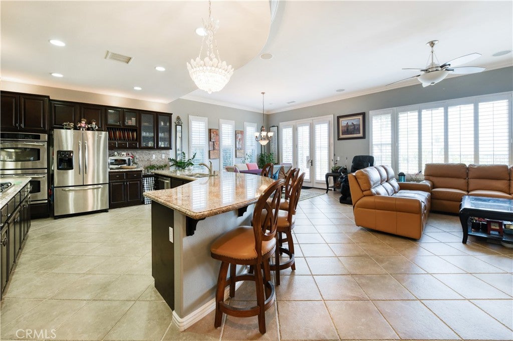 8784 Larkspur