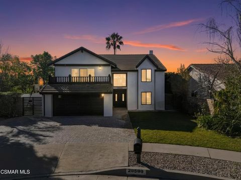 20500 Blairmoore Street Chatsworth CA 91311