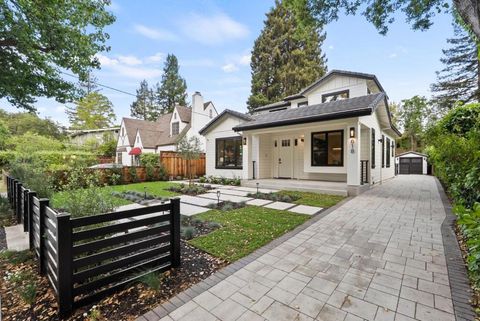 Photo of 618 Tennyson Avenue, Palo Alto, CA 94301 (MLS # ML82042715)