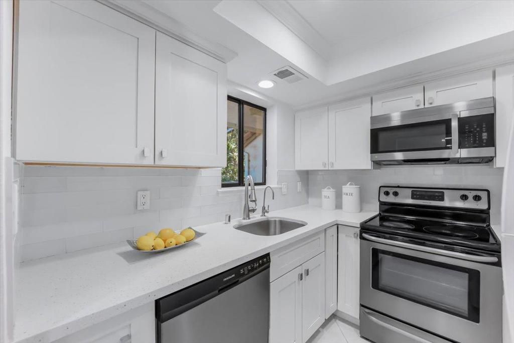 listing image 130729998905691299888