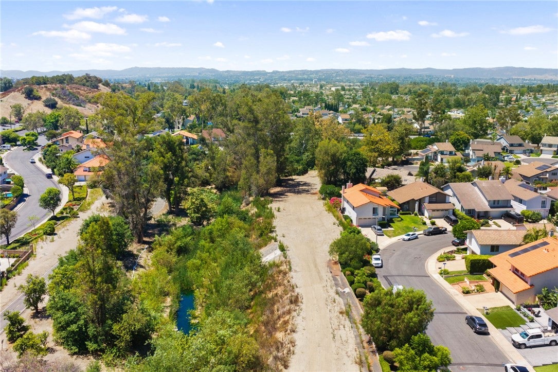 26152 Sally, Lake Forest CA 92630 - Photo 41