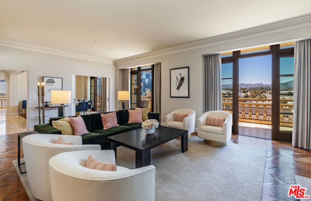 Photo of 225 N Canon Drive #7C, Beverly Hills, CA 90210 (MLS # 26667489)