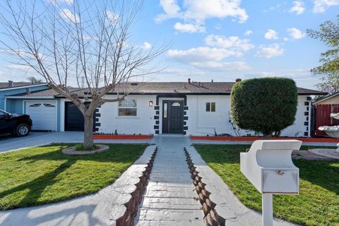 520 Polk Court Gilroy CA 95020