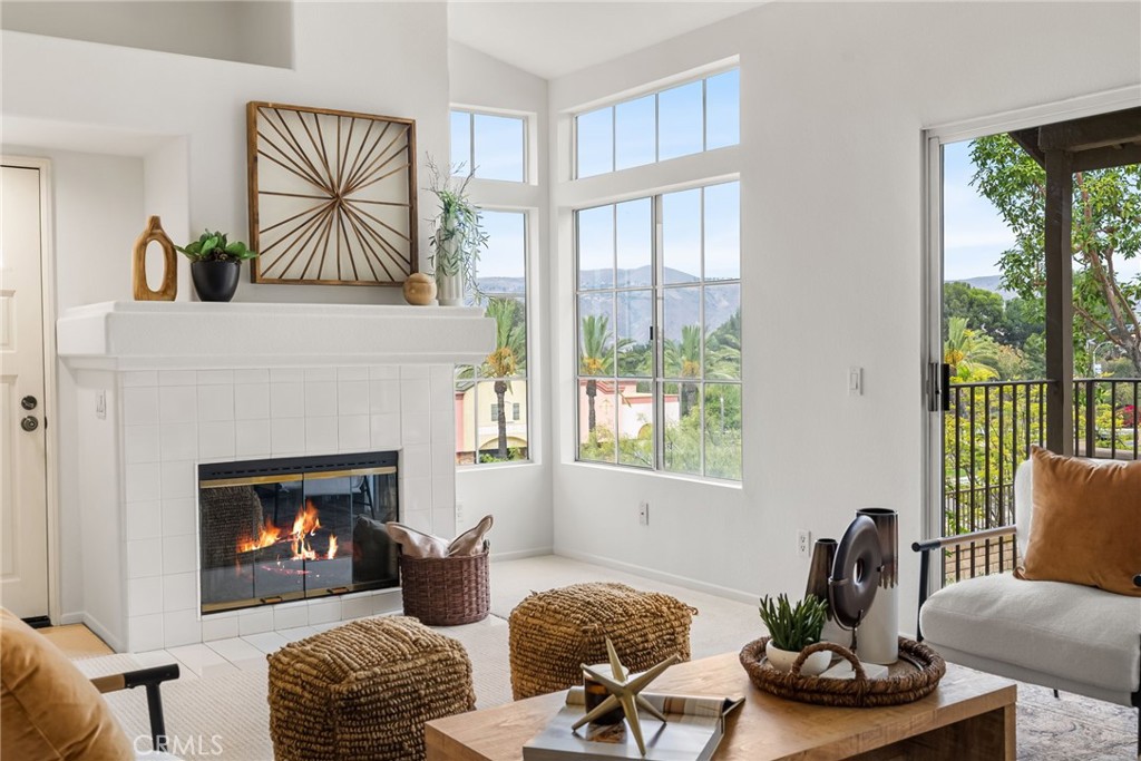 8123 E Oak Ridge Circle