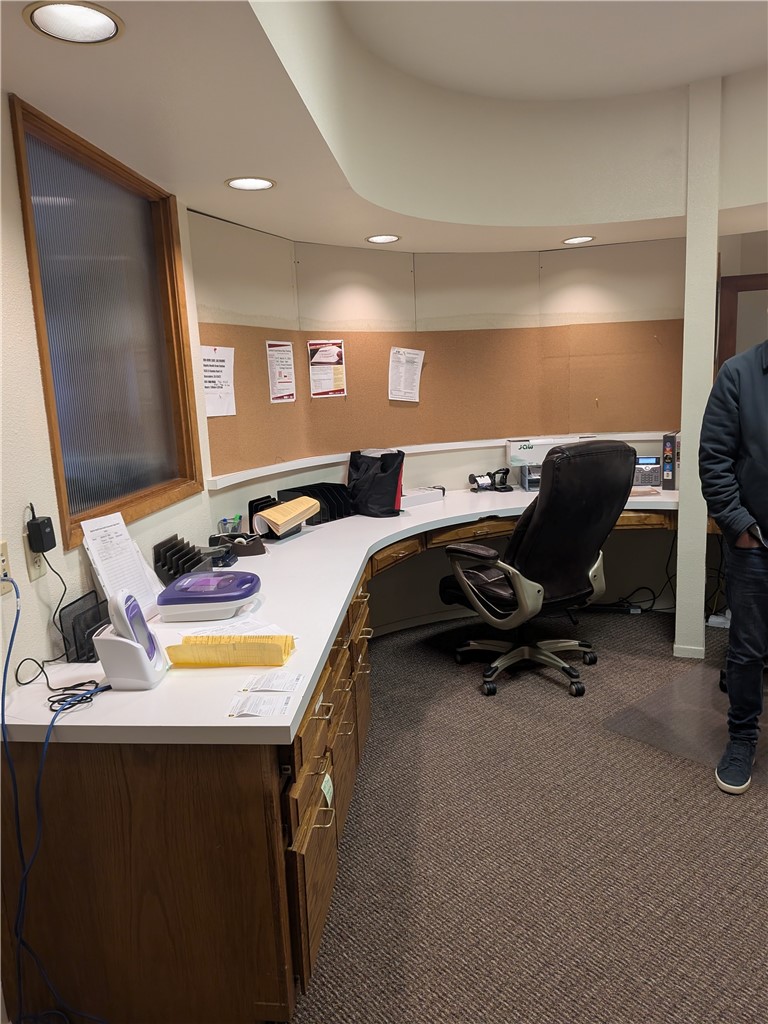 4555 El Camino Real A