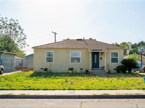 Photo of 2646 Belle St, San Bernardino, CA 92404 (MLS # IV26080724)