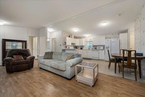 Photo of 51555 Monroe Street #44, Indio, CA 92201 (MLS # 219137088DA)