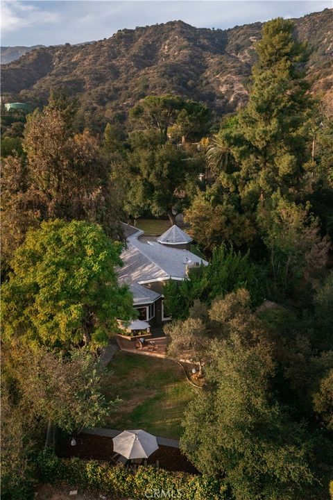 1076 Norumbega Monrovia CA 91016