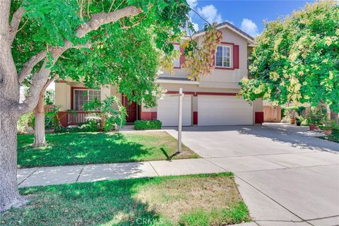 Photo of 12139 Serra Avenue, Chino, CA 91710 (MLS # TR25230433)