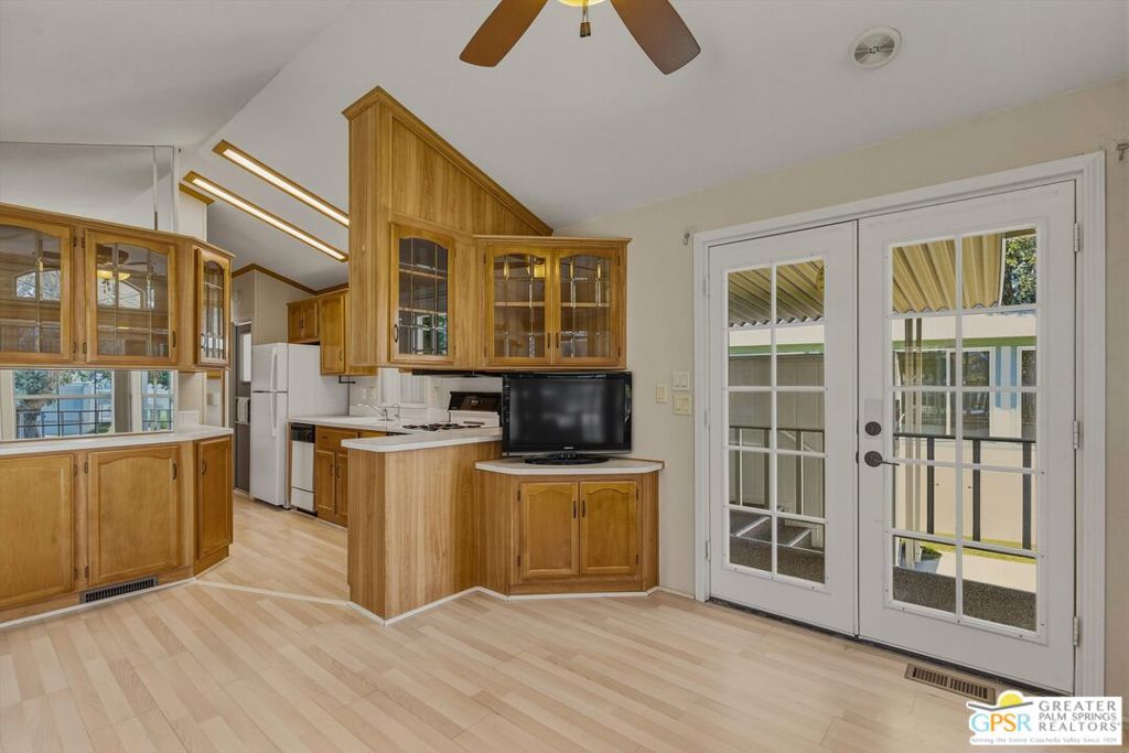 84136 Avenue 44 191