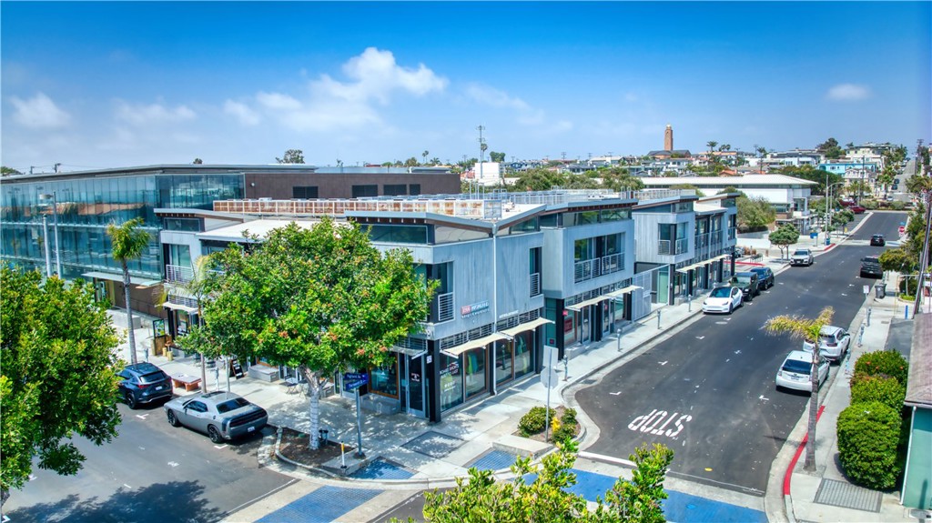 1300 Highland Avenue 210