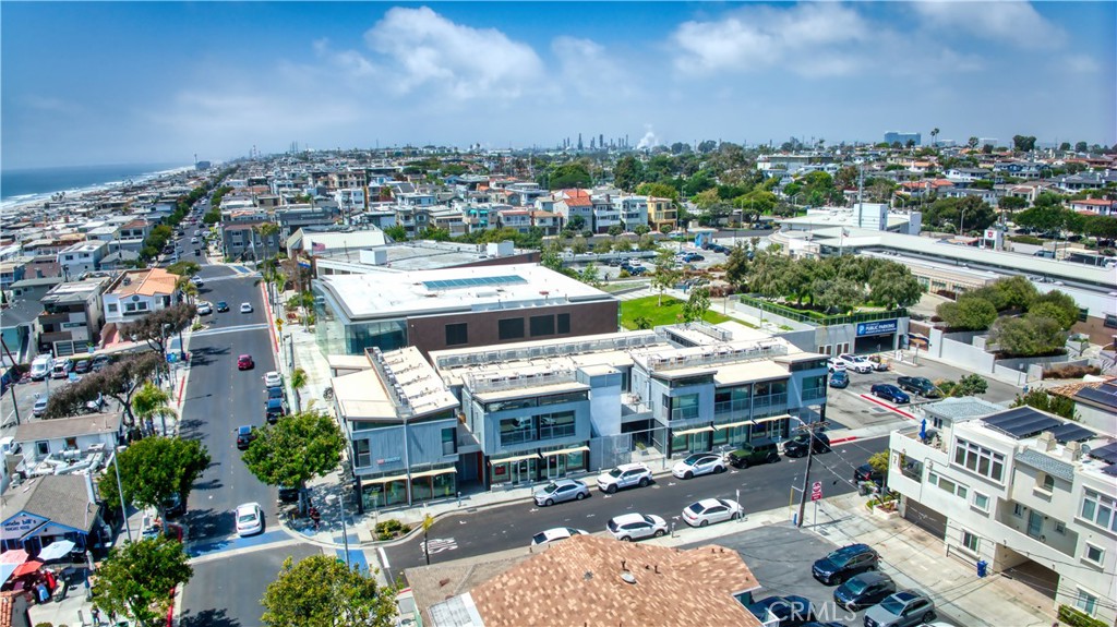 1300 Highland Avenue 210