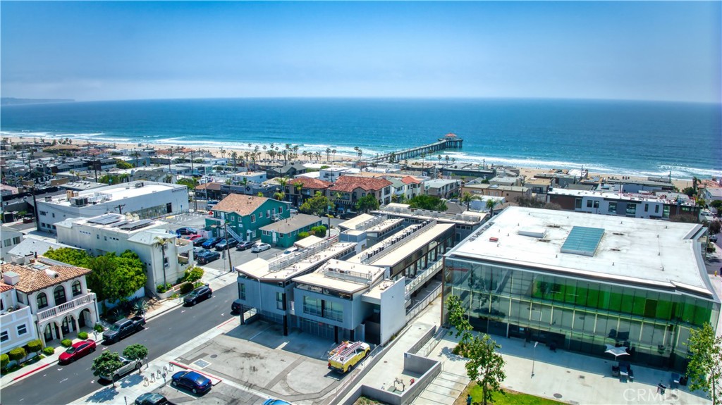 1300 Highland Avenue 210