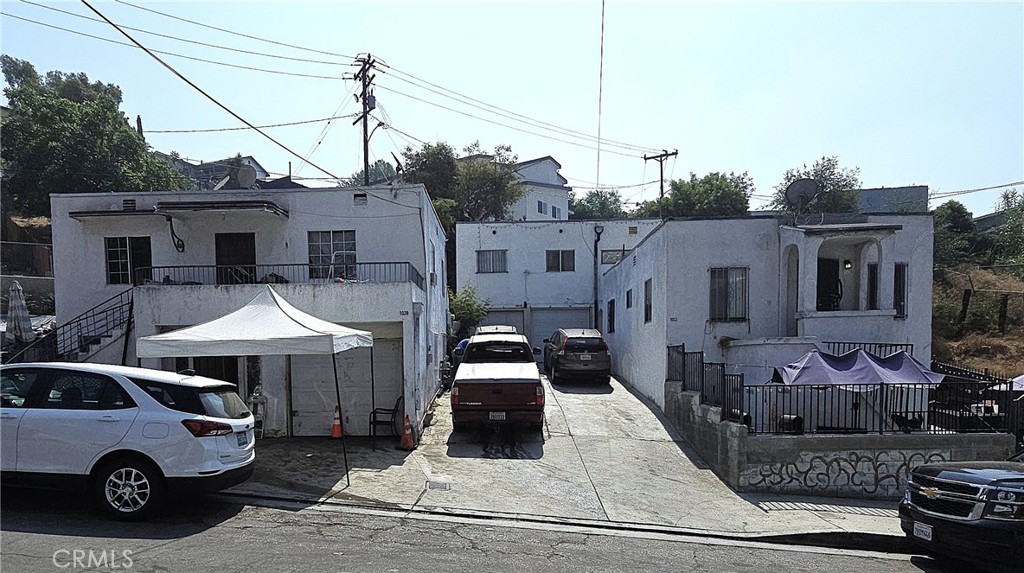 1022 Geraghty Avenue