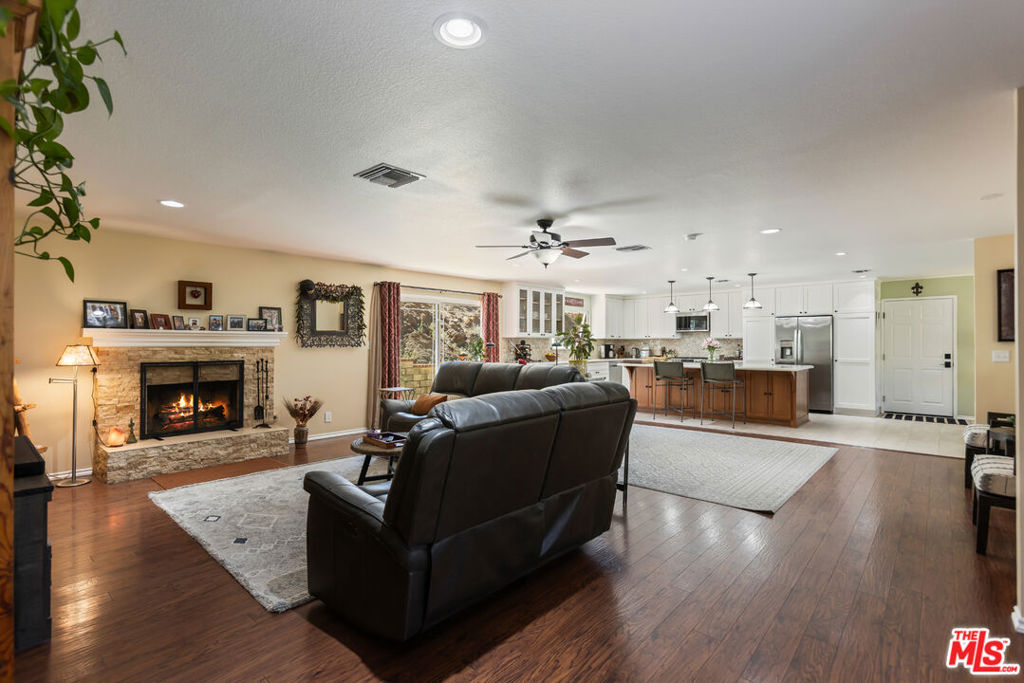 2952 GOLDEN SPUR Road