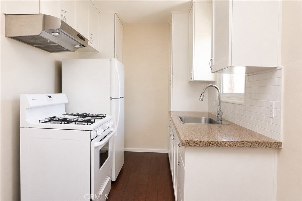 308 E Maple 8