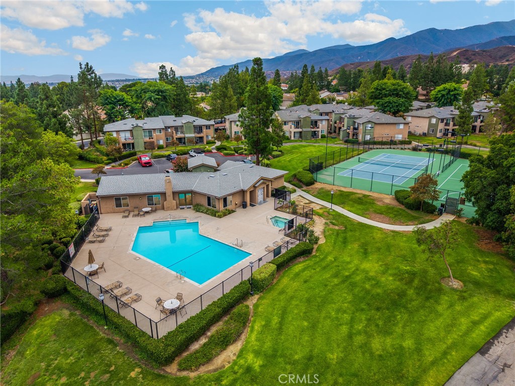 Crown Villas - Residential