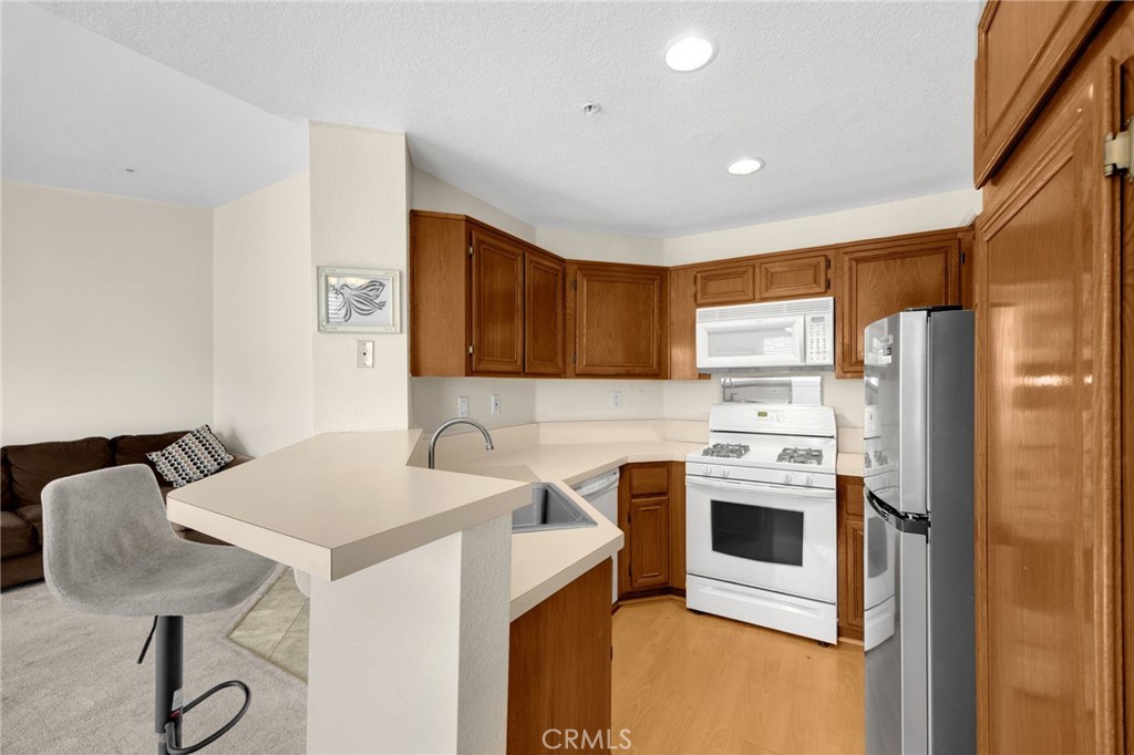 Crown Villas - Residential