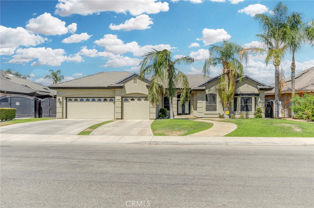 Welcome to this beautifully maintained home in the highly sought-after Stone Creek neighborhood. Built in 2005, this spacious 2,337 sq. ft. residence sits on a generous 10,018 sq. ft. lot, offering plenty of room both inside and out. The thoughtfully designed floor plan provides comfortable living spaces, ideal for both everyday living and entertaining.