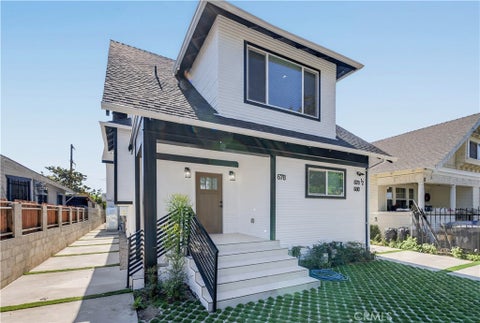 Photo of 678 E 45th ST, Los Angeles, CA 90011 (MLS # SR26212626)