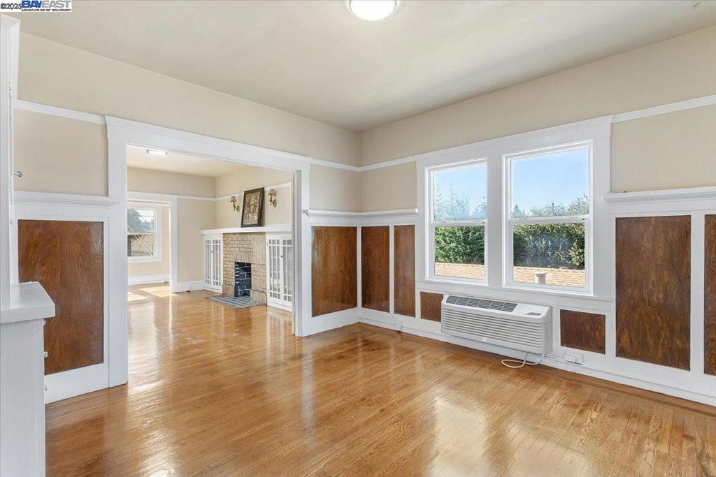 WEST END - Residential