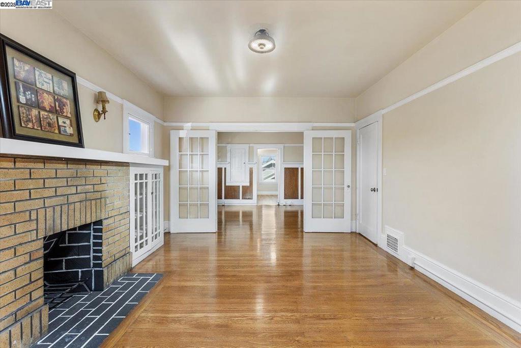 WEST END - Residential