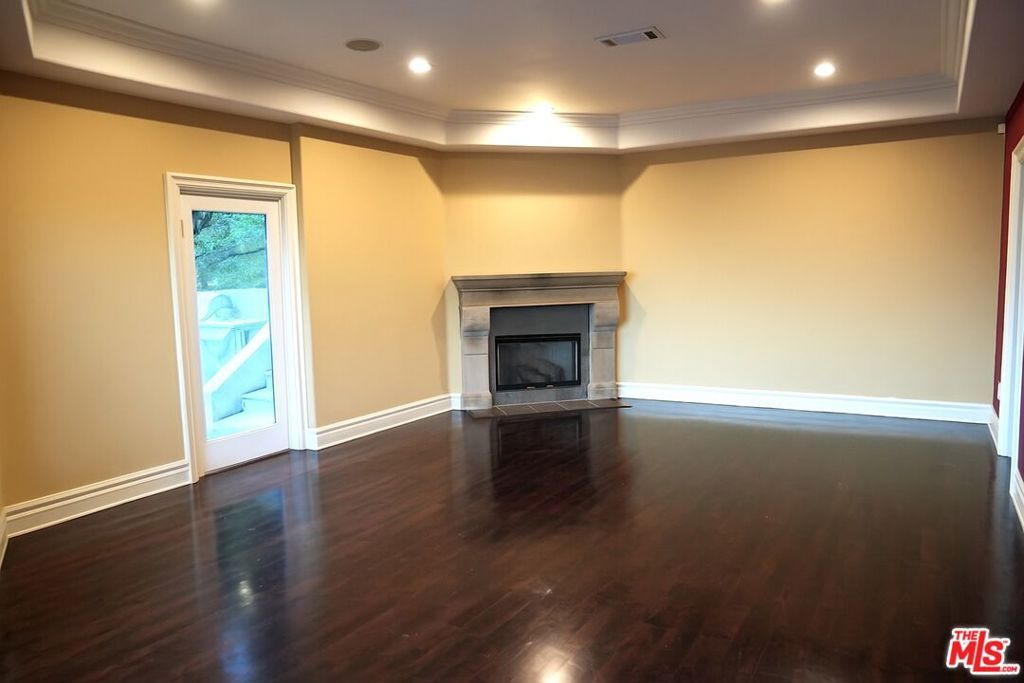 Photo of 4212 Don Alanis Place, Los Angeles, CA 90008 (MLS # 25620629)