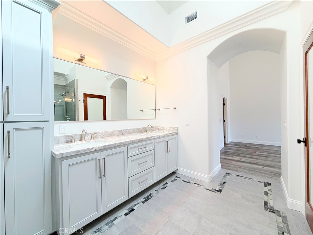 Westlake Pointe (771) - Residential Lease