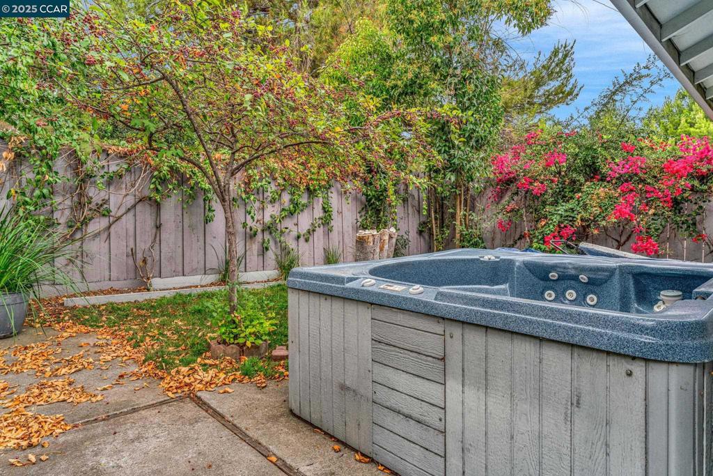 VIEWPOINTE - Residential