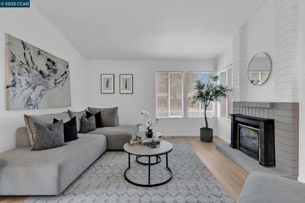 VIEWPOINTE - Residential