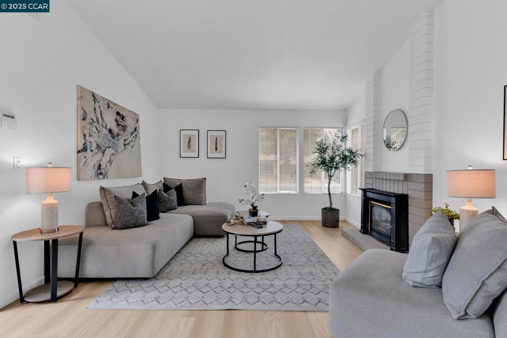 VIEWPOINTE - Residential