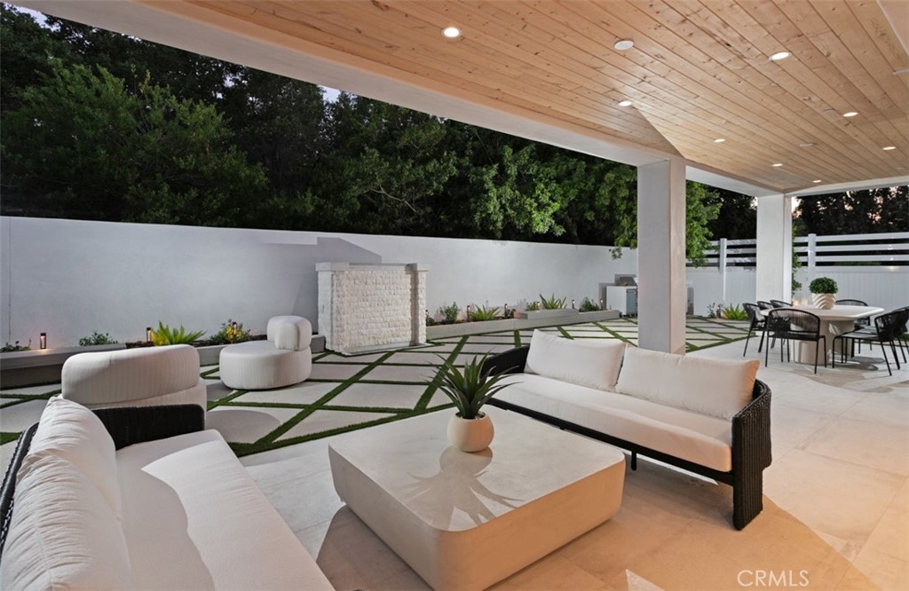 Broadmoor (BM) - Residential