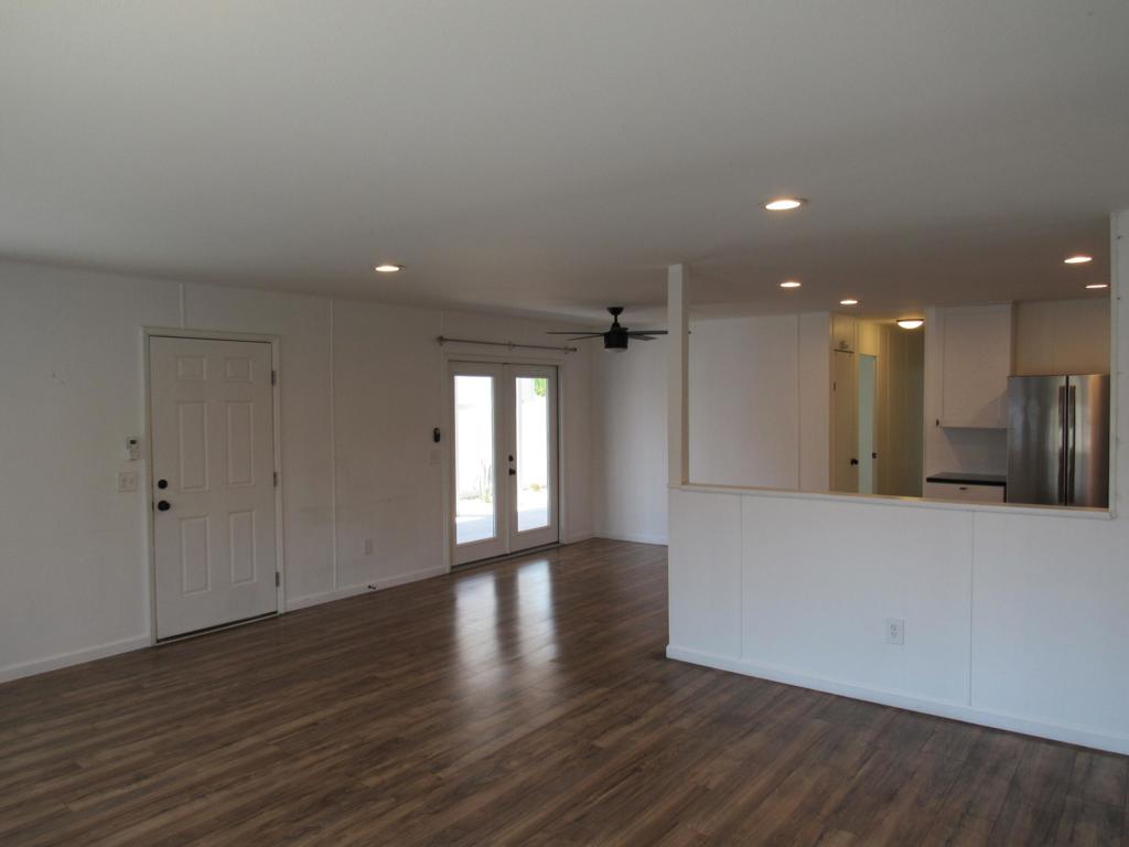 Palm Canyon Mobile C - Manufactured In Park