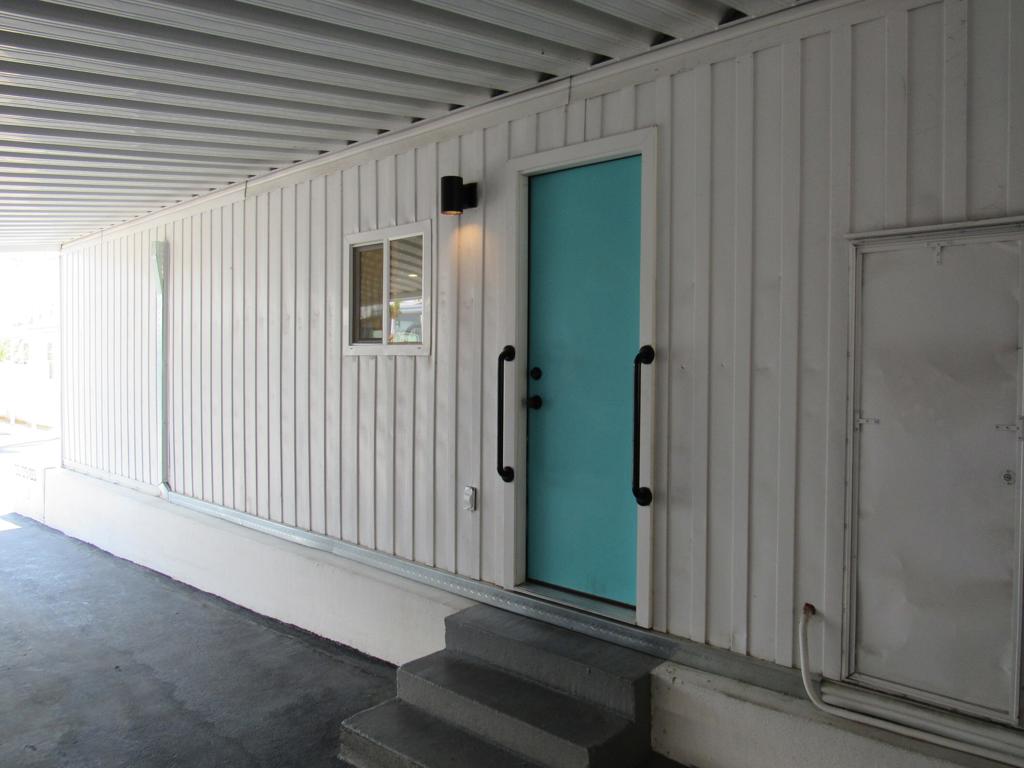 Palm Canyon Mobile C - Manufactured In Park