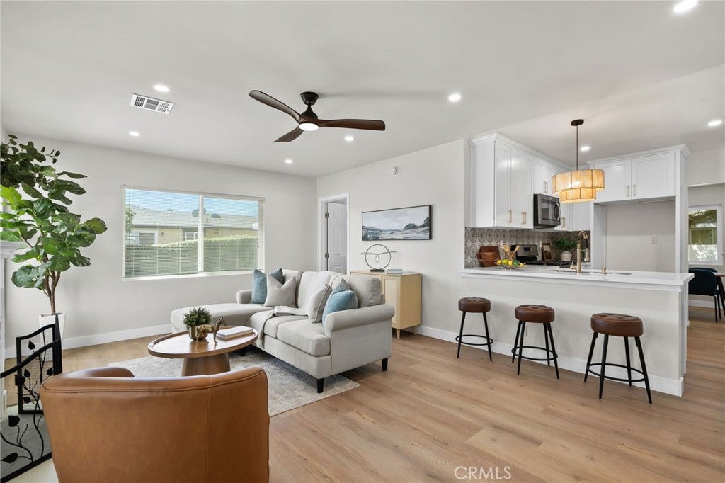 2225 Santa Anita
