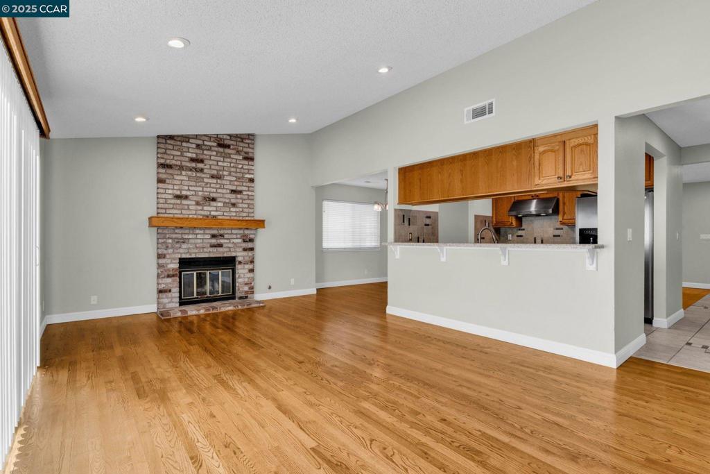 FAIRVIEW - Residential