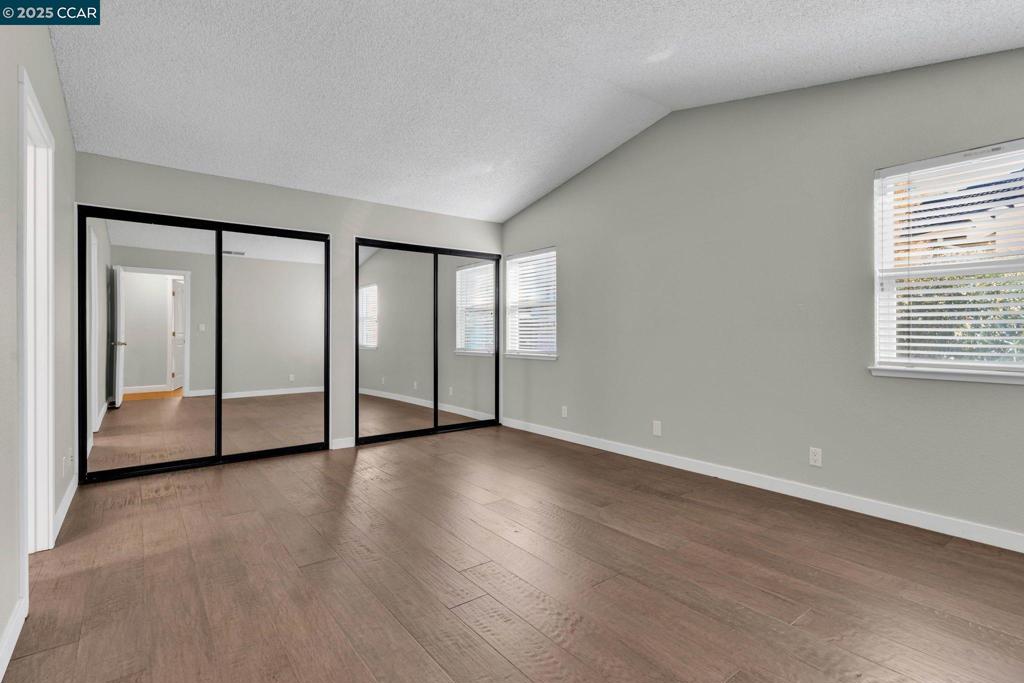 FAIRVIEW - Residential