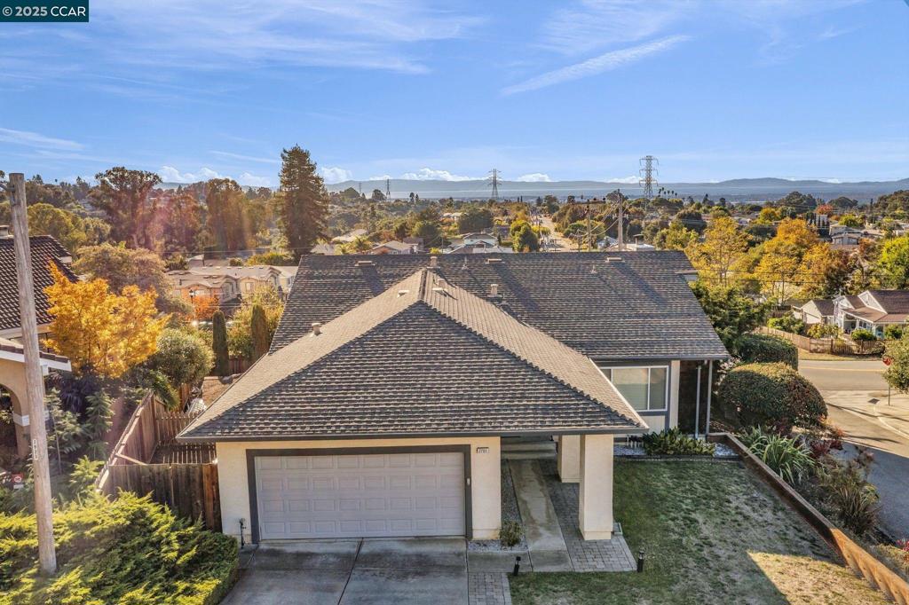 FAIRVIEW - Residential