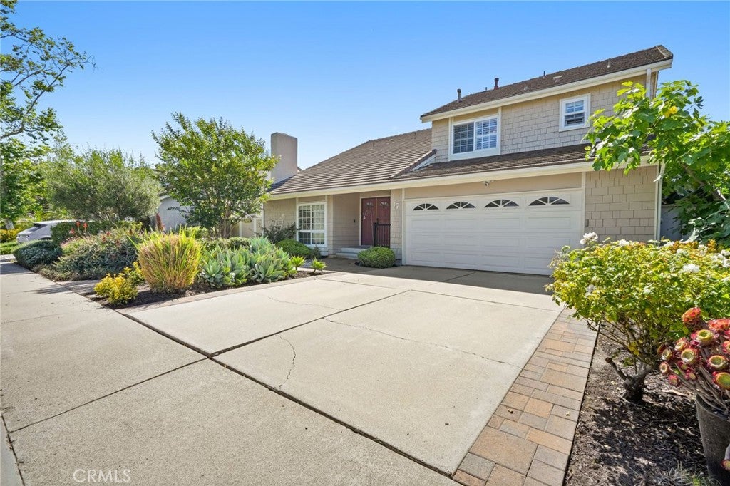 17 Deerwood W, Irvine CA 92604