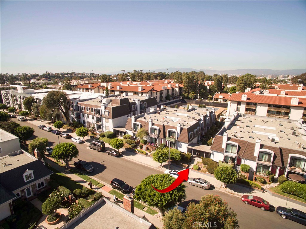 8125 Redlands Street 109