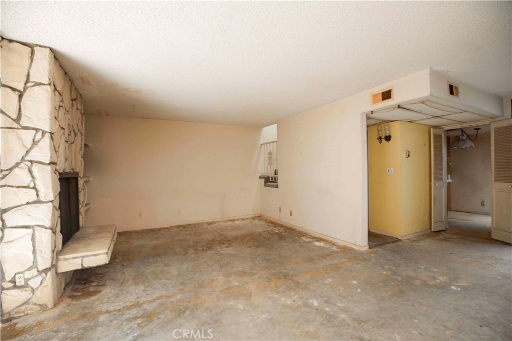 8125 Redlands Street 109