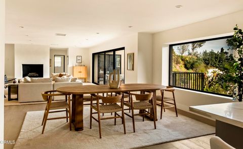 2994 Durand Drive Los Angeles CA 90068