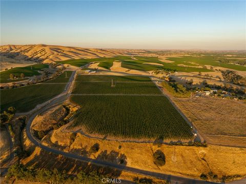 Tiny photo for 8585 Cross Canyons Road, San Miguel, CA 93451 (MLS # NS24213096)