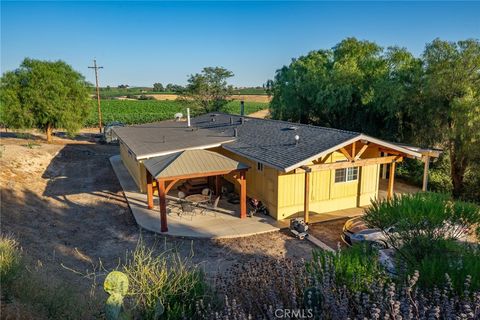Tiny photo for 8585 Cross Canyons Road, San Miguel, CA 93451 (MLS # NS24213096)