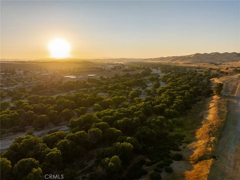 Tiny photo for 8585 Cross Canyons Road, San Miguel, CA 93451 (MLS # NS24213096)